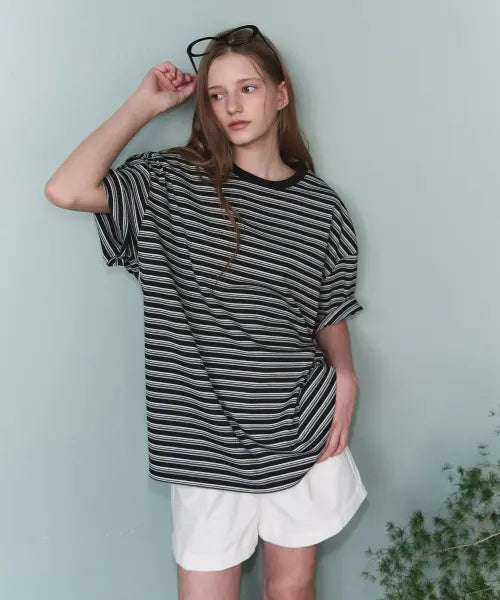 [LEATHERY] Dusty Stripe Over-fit T-Shirt [BLACK] / 더스티 스트라이프 오버핏 티셔츠 [BLACK]