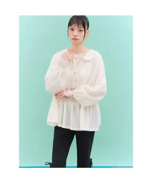 [8SECONDS] MINJUKIM Shirring Ribbon Blouse - Ivory / [민주킴] 셔링 리본 블라우스  아이보리