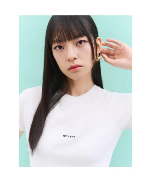 [8SECONDS] MINJUKIM Embroidered Raglan Short Sleeve T-Shirt - Ivory / [민주킴] 자수 래글런 반소매 티셔츠  아이보리
