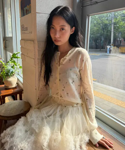 [8SECONDS] MINJUKIM Heart Clover Print Long Sleeve Cardigan Ivory / [민주킴] 하트 클로버 프린트 긴소매 카디건  아이보리