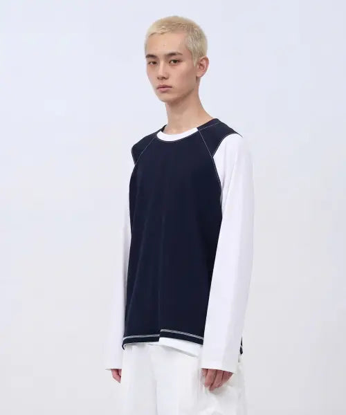 [KASAKASA] Asymmetric Raglan T-Shirt Navy