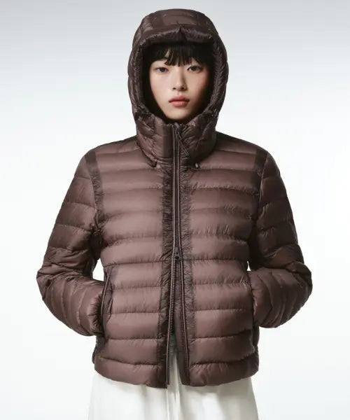 [MUSINSA STANDARD WOMAN] City Leisure Women's Sheer Hooded Light Down Jacket [Red Bean] / [시티 레저] 우먼즈 시어 후디드 라이트 다운 재킷 [레드 빈]