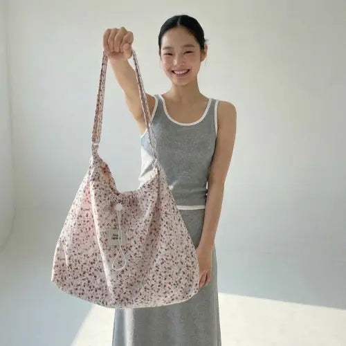 [FLUIT STUDIO] Floral Print Drawstring Tote Bag / 꽃 프린트 버클 포인트 복조리개 에코백 숄더백