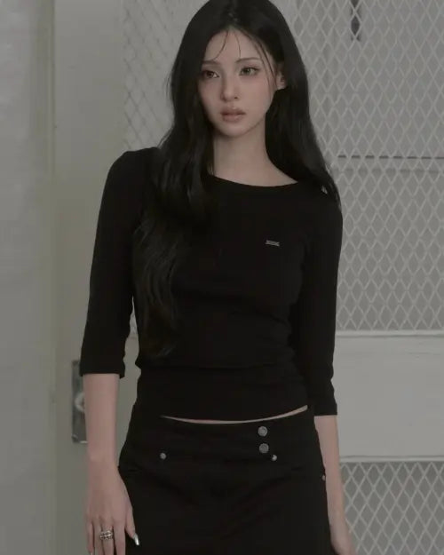 [KHAKIPOINT] Muted Boat Neck Top (black)