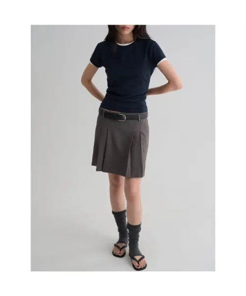 [8SECONDS] Peach Cotton Spandex Slim Fit Short Sleeve T-shirt Navy / 피치 코튼 스판 슬림핏 반소매 티셔츠  네이비