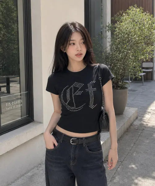 [ESCAPEFROM] EF Hotfix Detail Slim Fit Short Sleeve T-Shirt Black / EF 핫픽스 디테일 슬림핏 반팔티 블랙