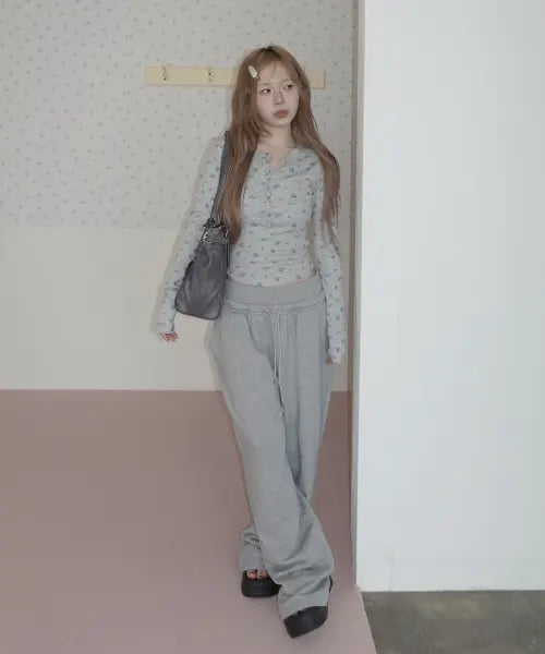[YOUHEE] YOUHEE HEART APPLIQUE LAYERED PANTS_MELANGE GREY / [주영X유희] YOUHEE HEART APPLIQUE LAYERED PANTS_MELANGE GREY