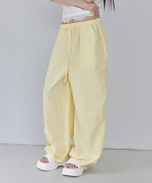 [LONDONDADA] Nylon Shirring Easy Pants, BUTTER