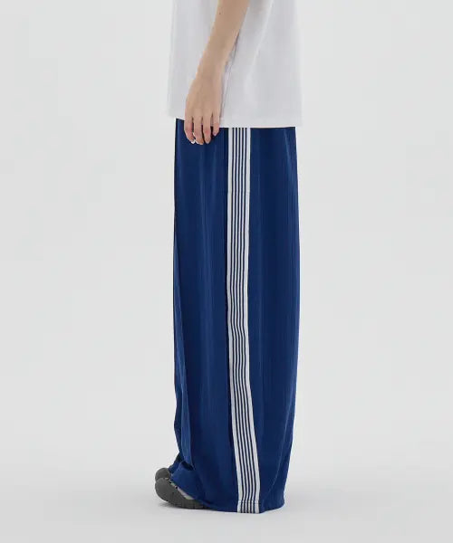 [URBANAGE] Balloon Fit Curved Line Track Pants_Navy / 벌룬핏 커브드 라인 트랙 팬츠_네이비