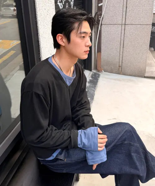 [SUPERSUB] Ribbed Textured V-Neck Long Sleeve Cropped T-Shirt - Black / [크롭]골지 텍스처드 브이넥 긴팔 티셔츠-블랙