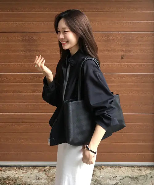 [LINGSEOUL] Cow Leather Wide Shoulder Bag - Black / cow leather wide shoulder bag-black