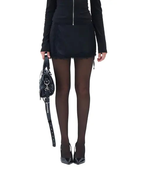 [HILLDA] Sylvia Lace Mini Skirt [Black]