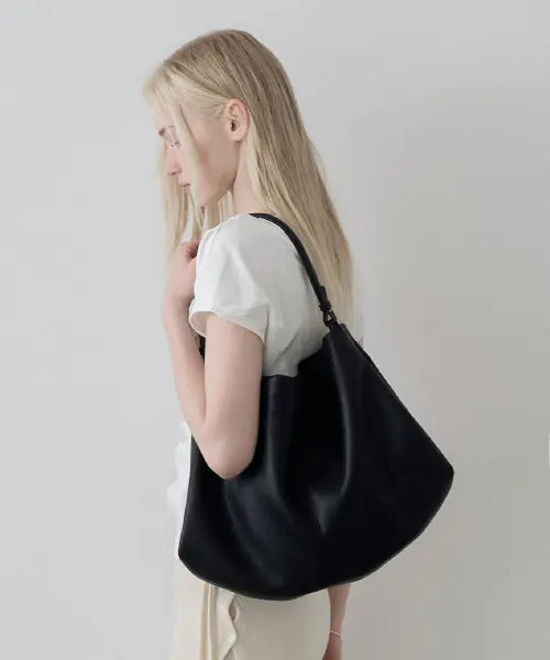 [ECTAR] odd big bag - black / odd big bag - 오드 빅백 [블랙]