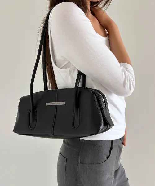 [CHICKS] Soft Leather Cylinder Bowling Bag - Black / 소프트 레더 실린더 볼링백 블랙