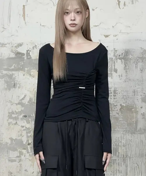 [ETRE AU SOMMET] Drape Wing Shirring Long Sleeve (Black)