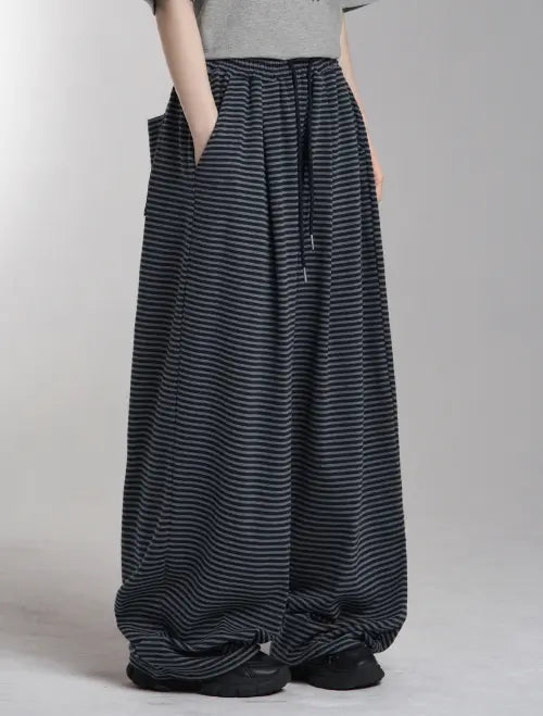 [LOOXP] Stripe Pintuck Wide Long Pants Navy / 스트라이프 핀턱 와이드 롱팬츠 네이비