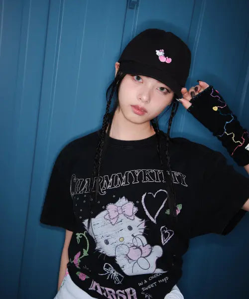 [KIRSH] KIRSH X CHARMMYKITTY GRAPHIC BALL CAP / 키르시 X 챠미키티 그래픽 볼캡 [블랙]