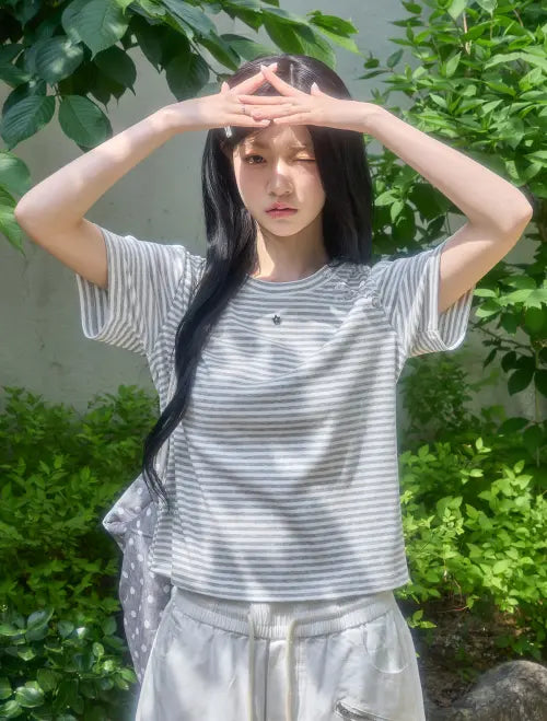 [LOOXP] Mix Button Semi Slim Fit Short Sleeve T-Shirt (Gray/Ivory) / 믹스 버튼 세미 슬림핏 반팔티 그레이/아이보리