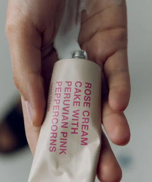 [KUOCA] Rose Cake Hand Cream 50ml / 로즈케이크 핸드크림 50ml