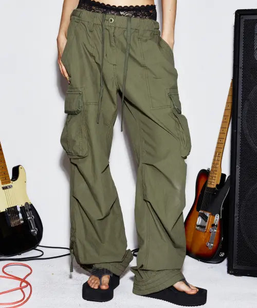 [HIGHTIDEFRANKIE] Lightweight Coated Cargo Pants Khaki