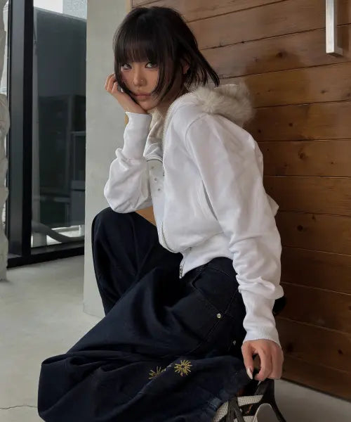 [SECONDSALT] LACE APPLIQUE FUR ZIP-UP HOODIE (WHITE) / 레이스 아플리케 퍼 후드집업 (화이트)