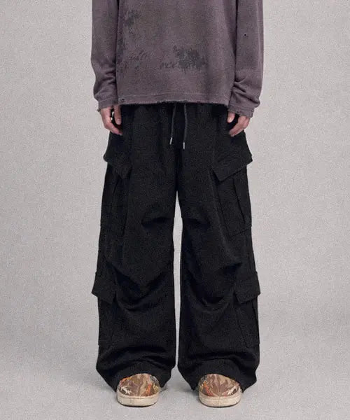 [NOT4NERD] Diagonal Panel Dart Cargo Sweat Pants - Black