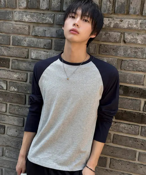 [SIGNATURE] Cropped Raglan Long Sleeve T-shirt [Navy] / 크롭 레글런 긴팔 티셔츠[네이비]