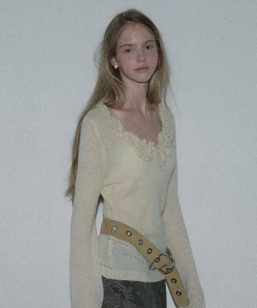[MARGARIN FINGERS] CORSAGE MIX PULLOVER (CREAM)