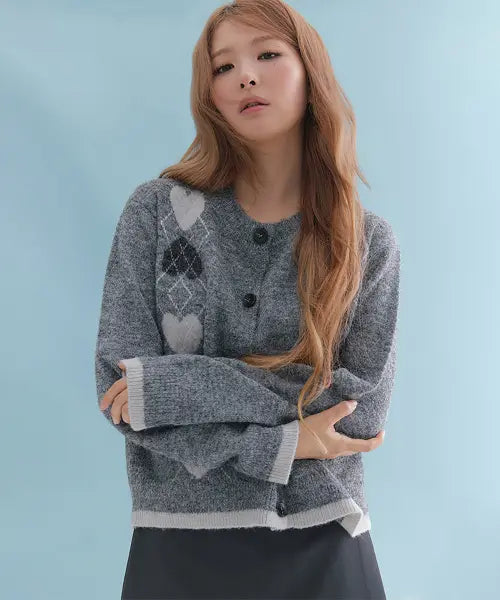 [MARIE CLAIRE] Heart Argyle  Cardigans (MAGCKC01MCH) / 하트 아가일 가디건(MAGCKC01MCH)