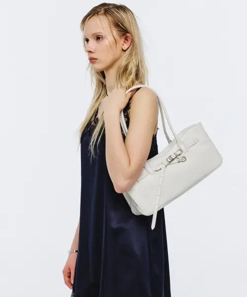 [MARGESHERWOOD] GRANDMA USED SHOULDER BAG_off white cracked
