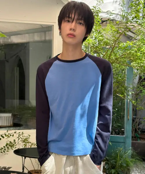 [SIGNATURE] Crop Raglan Long Sleeve T-Shirt [Blue] / 크롭 레글런 긴팔 티셔츠[블루]
