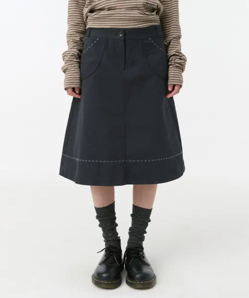 [OHESHIO] Embroidery Pocket A-Line Skirt, Navy