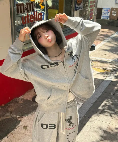 [AMOU] AMOU Horse Hoodie Zip-up GRAY