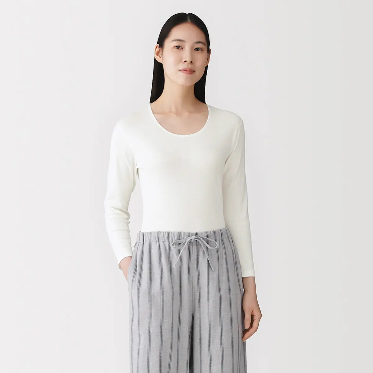 [MUJI] Women's Warm Cotton U-Neck 8/10 Sleeve T-Shirt / 여성 따뜻한 면 두꺼운 U넥 8부소매 티셔츠