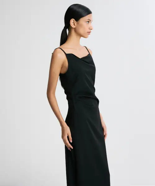 [RE RHEE] ZIP-HEM DRAPED MIDI DRESS BLACK