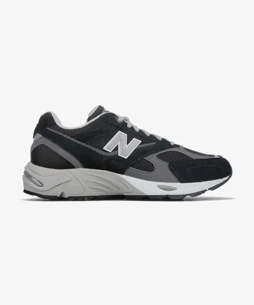[NEW BALANCE] NBP7GF717B / U880R8EU (BLACK)