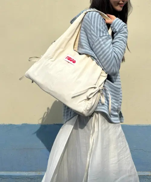 [LOVERAVELIVE] Love.rry 4-Pocket Ribbon Shoulder Hobo Bag (Ivory) / 럽레리 4 포켓 리본 숄더 보부백 (아이보리)
