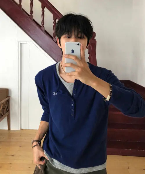 [GRUNDEN] LAYERED HENLEY NECK KNIT (NAVY)_GCCUJTS01NY / [글런든 X 서진] 레이어드 헨리넥 니트 (NAVY)_GCCUJTS01NY