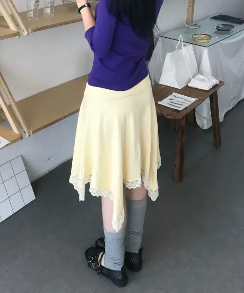 [ITZAVIBE] LACE POINT UNBALANCED SKIRT - YELLOW