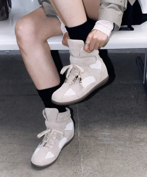 [KHIHO] Pinking Lift High-Top Sneakers - Ivory / 핑킹 리프트 하이탑 스니커즈 아이보리