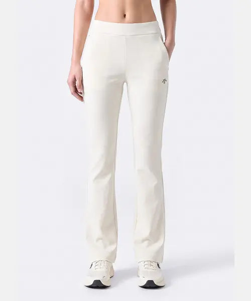 [DESCENTE] Women's Brushed Bootcut Training Pants - Ivory / 여성 기모 부츠컷 트레이닝 팬츠 아이보리 SR322PKP91