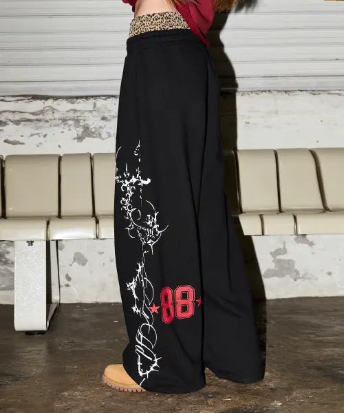 [HOODHOOD] Leopard Saging String Sweat Pants BLACK / 레오파드 새깅 스트링 스웨트 팬츠 블랙