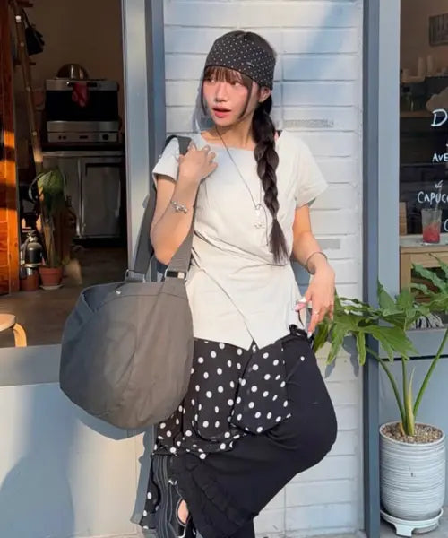 [PEANUT LOOP] Spiral Canvas Cross Bag - Khaki / Spiral Canvas cross bag Khaki