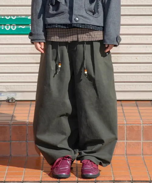 [RuNaKi'Hu'] WXP108 DEDEMUSHI Stripe Colorblock Balloon Pants (Khaki) / WXP108 데데무시 스트라이프 배색 벌룬 팬츠  (KHAKI)