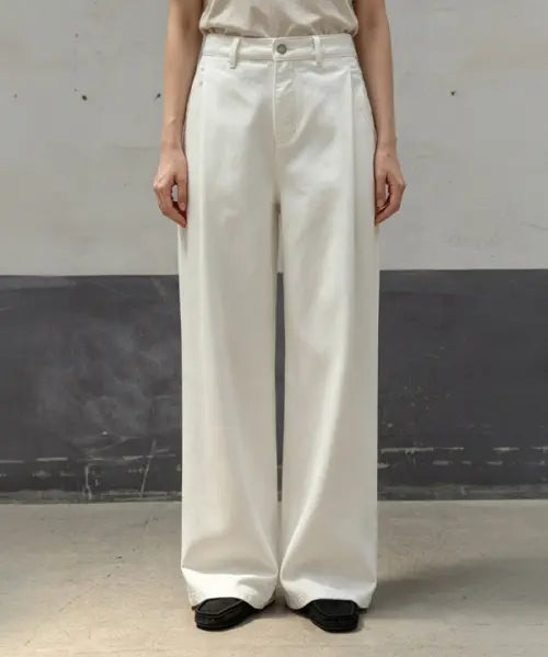 [FRENCHCHIC] Dart Folding Pintuck Wide Denim Pants / 다트 폴딩 핀턱 와이드 데님팬츠_F6F496DP