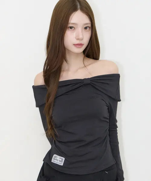 [ILLIGO] BOW OFF SHOULDER LONG SLEEVE BLACK / 보우 오프숄더 롱슬리브 블랙