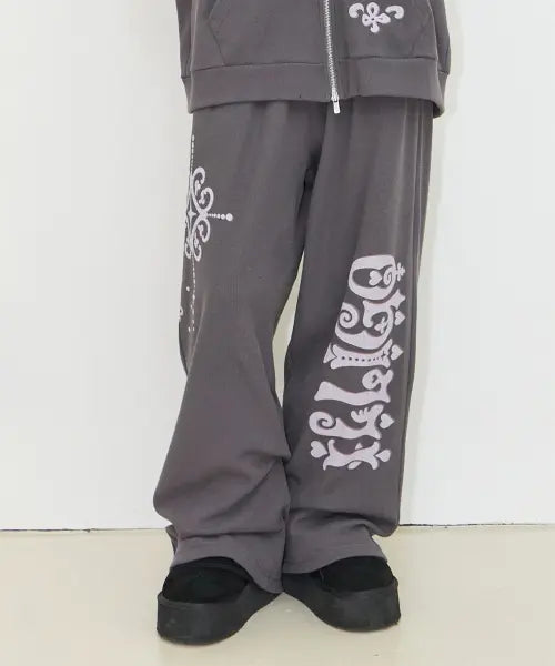 [ILLIGO] ORNAMENT WAFFLE PANTS CHARCOAL / 오너먼트 와플 팬츠 차콜