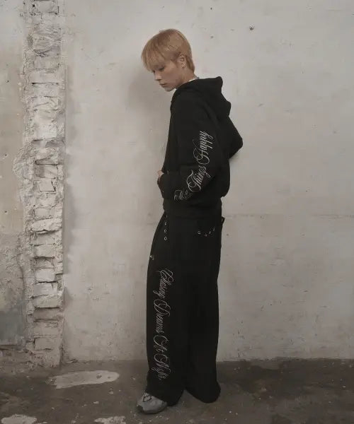 [UNUSEDLAB] Script Lettering Sweat Pants [Black] / 스크립트 레터링 스웨트 팬츠 [블랙]