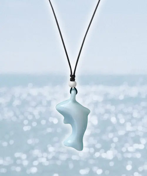 [DEDERIT] Blue Dolphin Whistle Pendant Necklace with Ceramic Cord / 블루 돌고래 피리 목걸이 세라믹 끈 조절 호루라기
