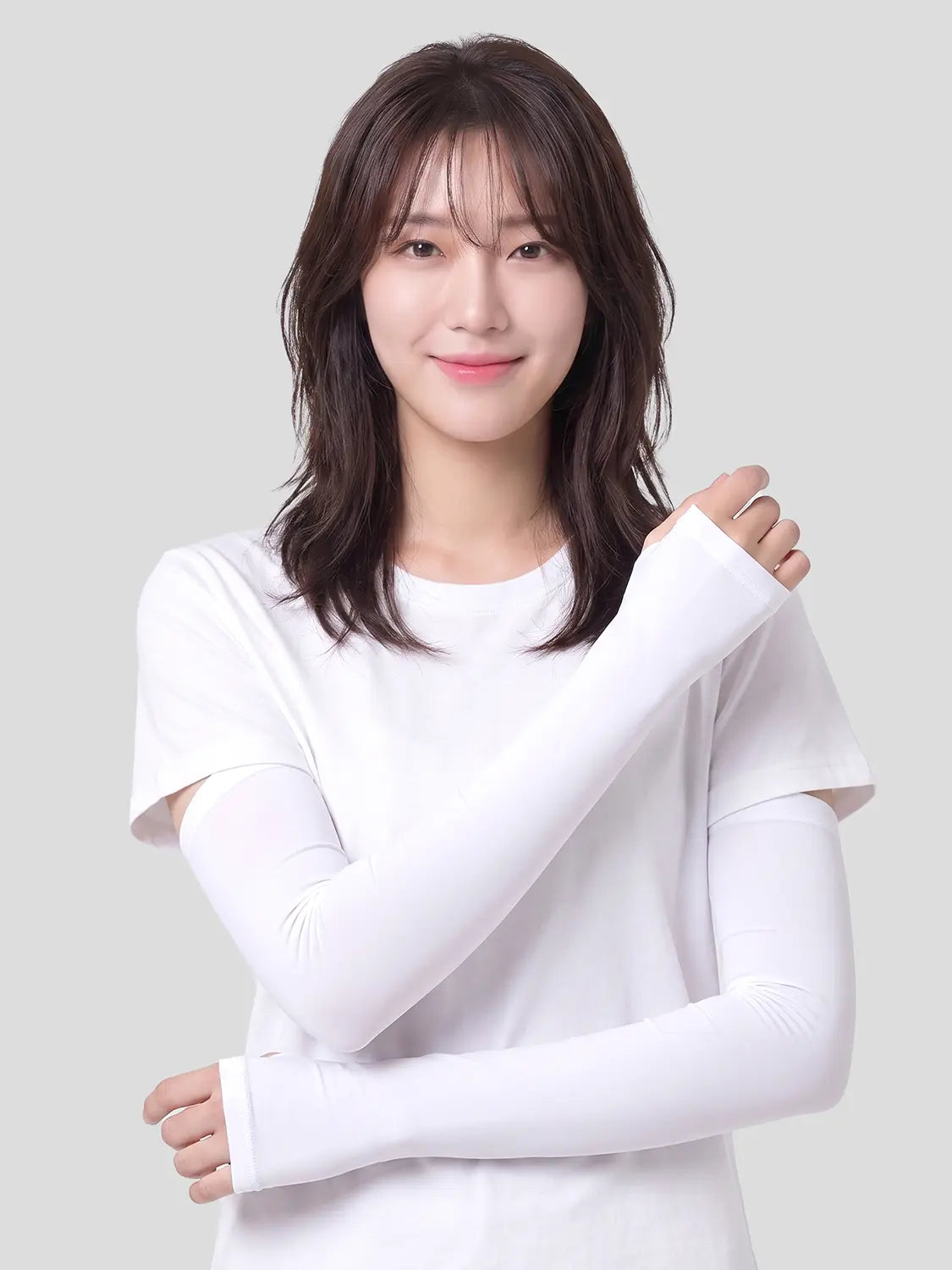 [DAISO] Unisex AquaX Fingerless Cooling Arm Sleeves - White / [UV 최대 96% 차단] 공용 아쿠아엑스 손가락 쿨 토시 화이트